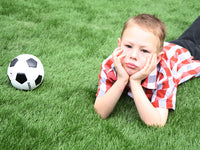 Does artificial turf cause skin allergies?